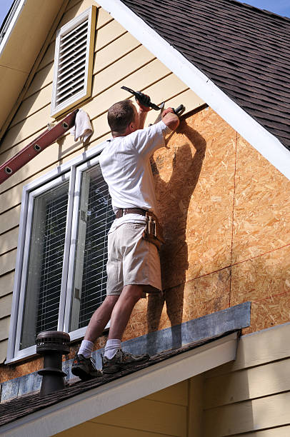 How To Choose The Right Materials for Your Siding Installation in 'Corcoran, MN